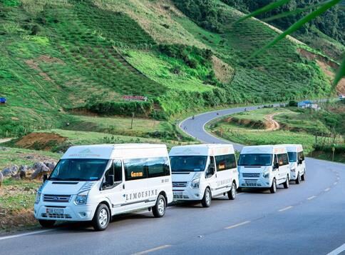 Du lịch Mộc Châu tháng 11 bằng xe limousine