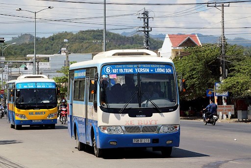  tour du lịch nha trang 2 ngày 1 đêm - xe buýt