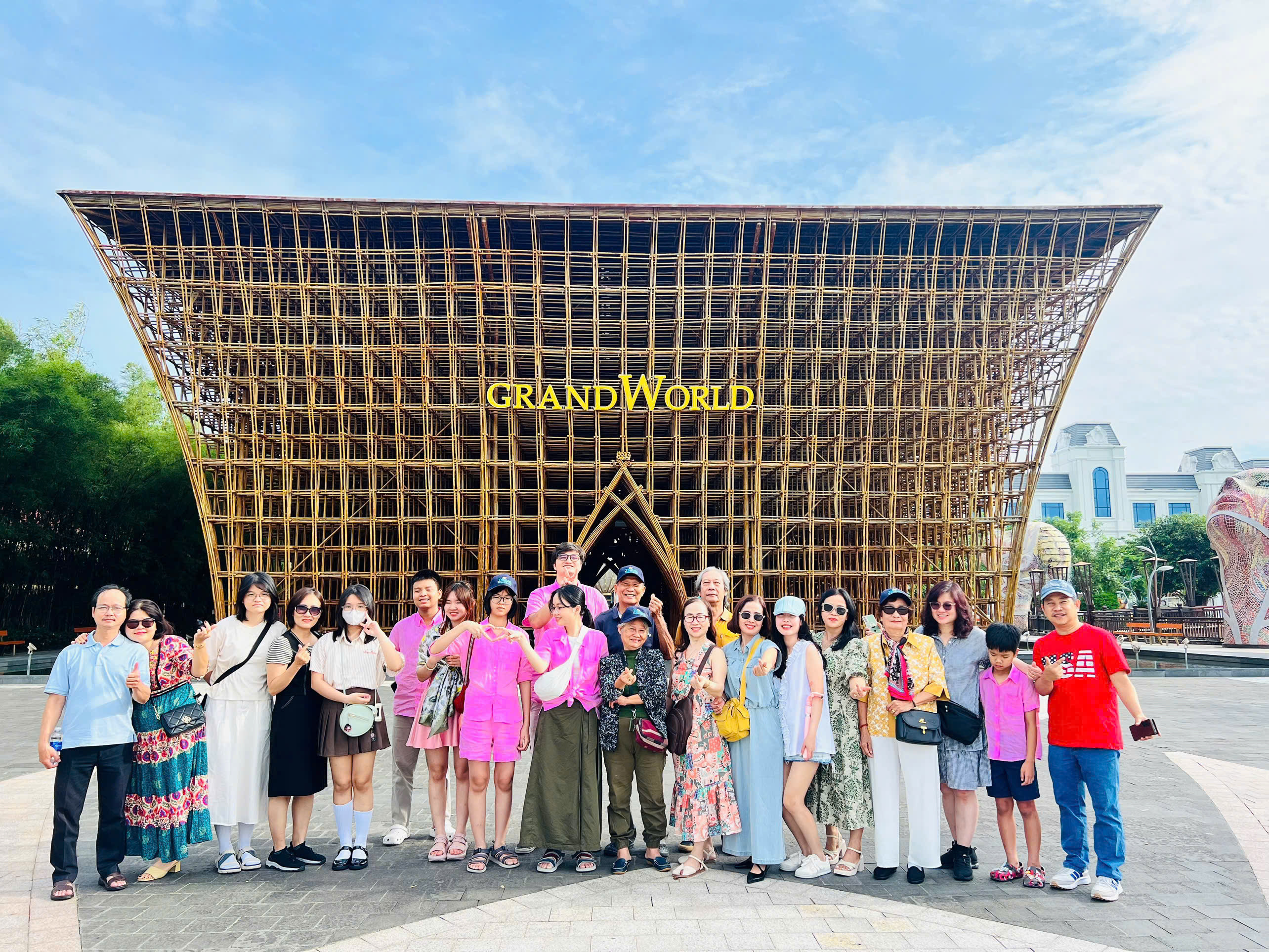 Lịch Khởi Hành Tour Bay Tháng 12(1) lich-khoi-hanh-tour-bay-thang-12(1)